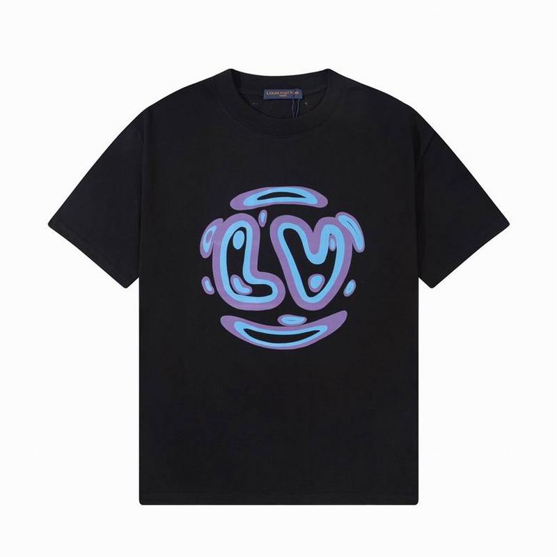 Louis Vuitton Men's T-shirts 42